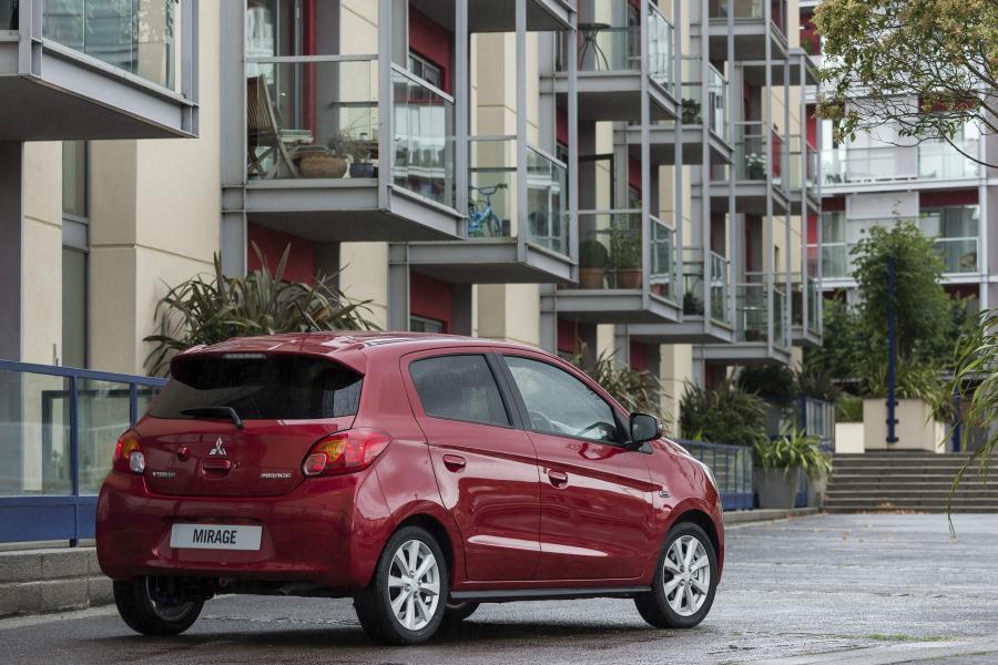  Mitsubishi Mirage 2013 года  (UK) (фото 20 из 31)